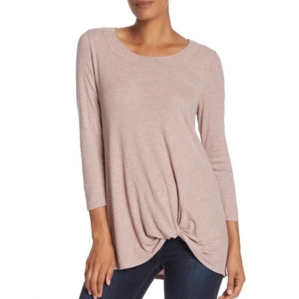 H By Bordeaux Twist Hem 3/4 Sleeve Rib Knit Top